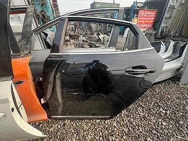 двери на ниссан: Дверь Задняя правая Nissan — 1