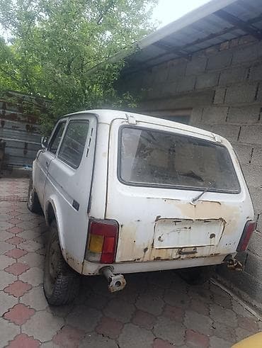 нива на разбор: ВАЗ (ЛАДА) 2121 (4x4): 2000 г., Ручные, Внедорожник — 2
