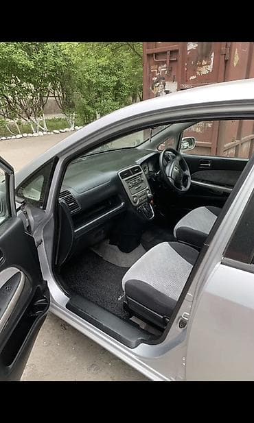 Транспорт: Honda Stream: 2003 г., 1.7 л, Автомат, Бензин, Минивэн — 6