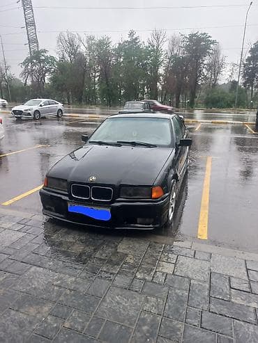 BMW 3 series: 1992 г., 2.8 л, Механика, Бензин, Седан