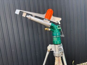 распылитель для полива: Спринклер Редукторный спринклер Радиус полива до 50 метра Рабочие — 14