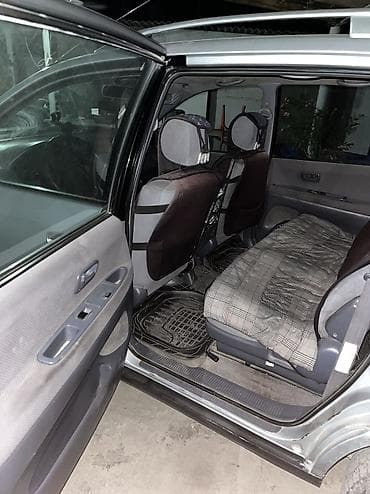 Toyota Picnic: 1999 г., 2 л, Механика, Газ, Минивэн — 6