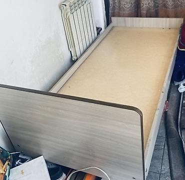 Кровати: Односпальная кровать, Каркас без матраса, длина - 200 см — 1