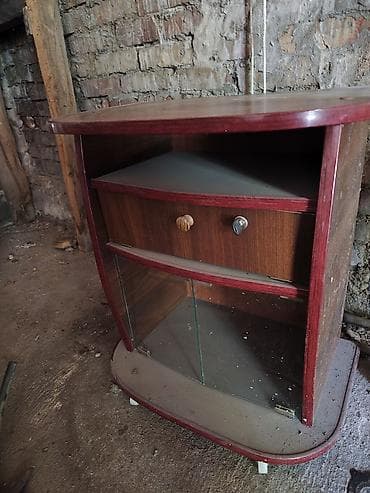 office table: Тумба под ТВ + 2 стула (винтаж) Описание: - Тумба под — 1