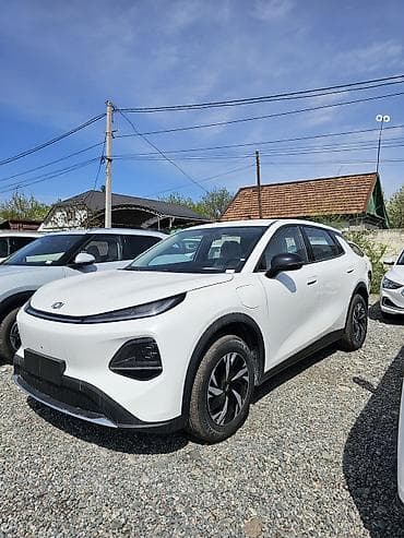 Changan Qiyuan Q05: 2026 г., Робот, Электромобиль, Кроссовер