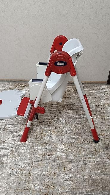 детский столик chicco: Стульчик для кормления Chicco (красно-белый) - Удобный широкий поднос — 8