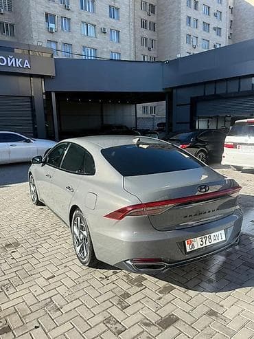 Продажа авто: Hyundai Grandeur: 2022 г., Седан — 10