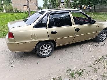 golf gt: Daewoo Nexia: 2008 г., 1.5 л, Механика, Седан — 5