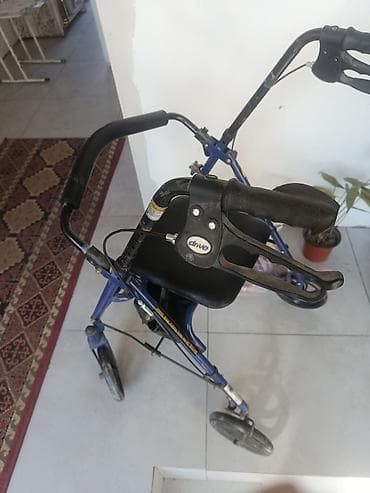 Роллатор (ходунки на колесах) Drive - 4 колеса: передние поворотные