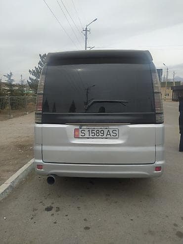 митсубиси авто: Honda Stepwgn: 2004 г., Минивэн — 3