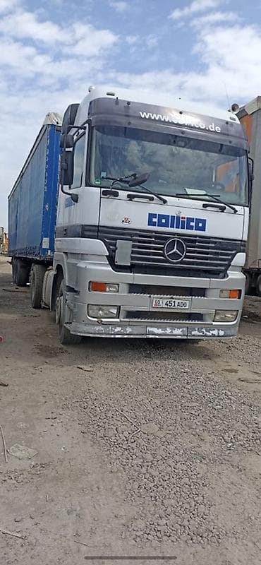 Тягач, Mercedes-Benz, Тентованный