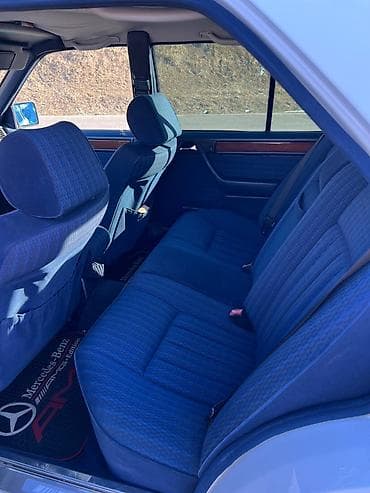 Продажа авто: Mercedes-Benz W124: 1991 г., 3 л, Автомат, Бензин, Седан — 5