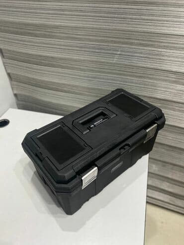 ящик с инструментами купить: Ящик для инструментов черного цвета с прочной конструкцией. Новый — 3