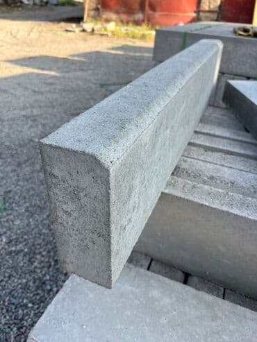 тратуарные бардюры: Бардюр дорожный Бардюр тротуарная Бардюр прессованный Прочные — 8