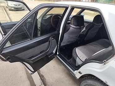 запчасти на гигант мерс: Mercedes-Benz W124: 1989 г., 2 л, Ручные, Дизель, Седан — 6