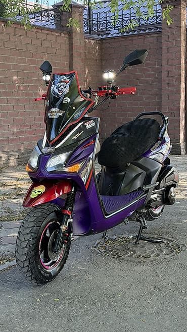 бэушные скутеры: Тип скутера Yamaha, 150 куб. см, Бензин, Б/у — 1