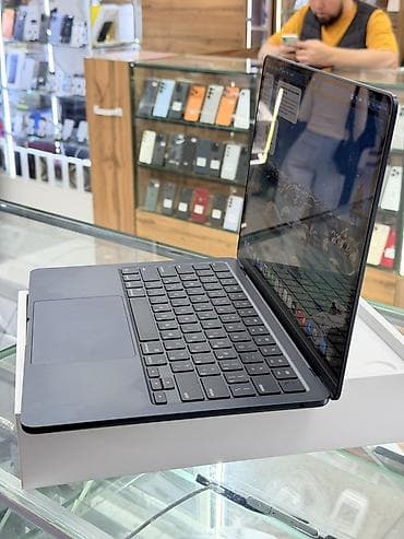Ноутбуки Apple (MacBook): Б/у, Apple M4, ОЗУ, RAM: 16 ГБ — 4