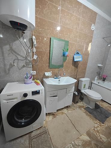 Недвижимость: Срочно продам частный дом! Район: Спорткомплекс “ГазПром” Бишкек ш. — 10