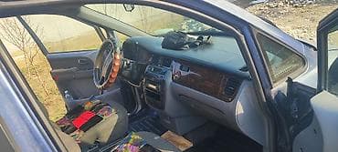 киа 2005: Hyundai Trajet: 2000 г., 2 л, Автомат, Дизель, Минивэн — 4