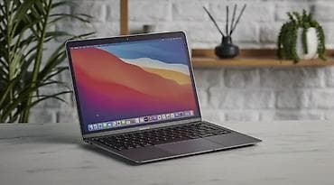 Apple MacBook Air 13" (серебристый) — тонкий и лёгкий ноутбук в