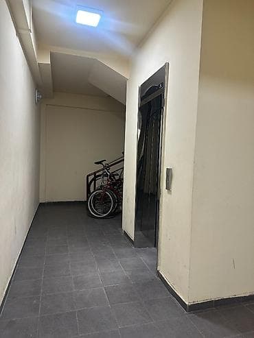 Недвижимость: 3 комнаты, 97 м², Элитка, 8 этаж, Старый ремонт — 10