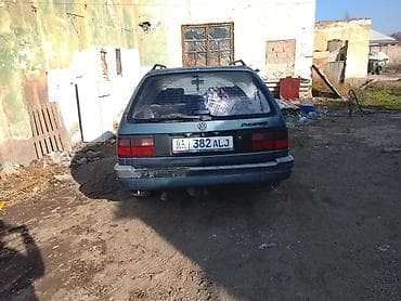 wolk: Volkswagen Passat Variant: 1989 г., Универсал — 1