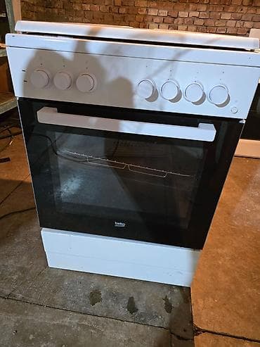 Техника жана электроника: Плита BEKO, полноразмерная, белая. Основные характеристики: - Тип — 1