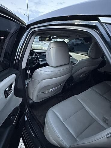 Продажа авто: Toyota Avalon: 2017 г., Гибрид, Седан — 9