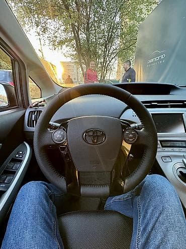 eva polik: Toyota Prius: 2012 г., 1.8 л, Вариатор, Бензин, Лифтбек — 4