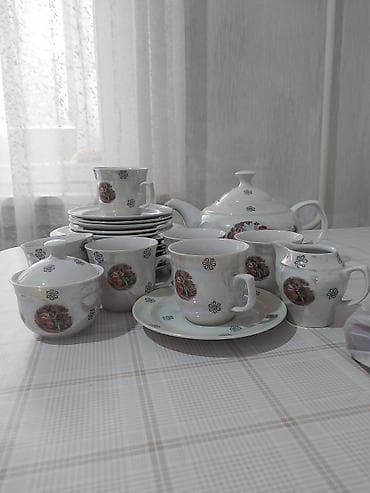 немецкие товары: Продаю мадонну.Фарфоровый чайный сервиз JLMENAU Graf von Henneberg — 2