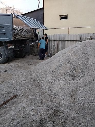 бетонные стены: Щебень, Для бетона, Насыпью, Камаз — 2