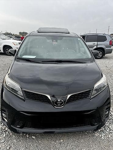 Продажа авто: Toyota Sienna: 2018 г., 3.5 л, Автомат, Бензин, Минивэн — 1