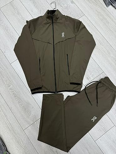 Мужской спортивный костюм On (куртка + брюки) - Легкий и эластичный at lalafo.kg Мужской спортивный костюм On (куртка + брюки) - Легкий и эластичный