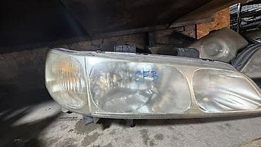 Передняя левая фара Honda — 1