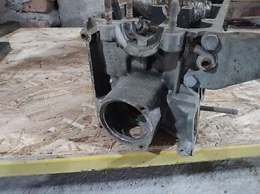 мотор cdi: Головка блока цилиндров BMW, чугун/алюминий, рядная «шестёрка» — 2