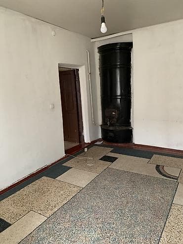 продаю или меняю на квартиру: Сдаётся двухкомнатная квартира на длительный срок В районе Кызыл — 3