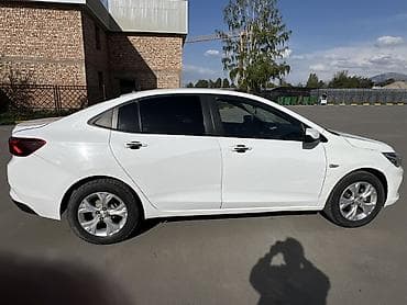 Chevrolet Onix: 2020 г., 1 л, Автомат, Бензин, Седан at lalafo.kg Chevrolet Onix: 2020 г., 1 л, Автомат, Бензин, Седан