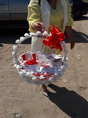 ак орго тойго чакыруу: Композиции из конфет Раффаелло у СОГДИАНЫ — 1