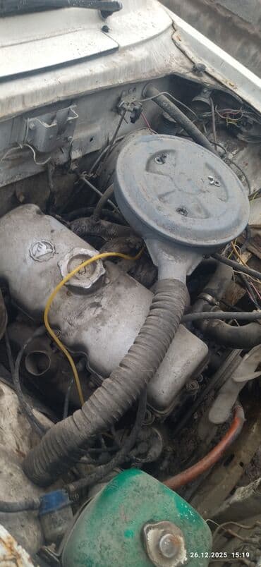 разбор москвич: Продаю различные запчасти на 2140 Азлк на запчасти крыло капот и.т.д — 3