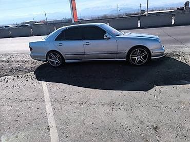 обшивка 124: Литые Диски R 18 AMG, Комплект, отверстий - 5, Б/у — 1