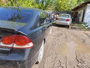 audi a3: Honda Civic: 2009 г., Седан — 6