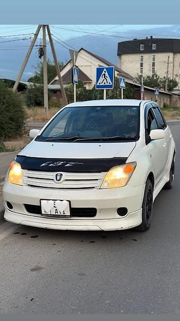 Toyota Ist: 2003 г., 1.5 л, Автомат, Бензин, Хэтчбэк — 2