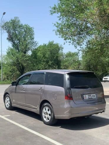 авто делика: Mitsubishi Grandis: 2004 г., 2.4 л, Автомат, Бензиновая, Минивэн — 3