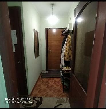 квартира на мес: 3 комнаты, Собственник, С мебелью частично — 8