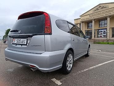 golf 2 1 8: Honda Stream: 2005 г., 1.7 л, Автомат, Бензин, Минивэн — 7