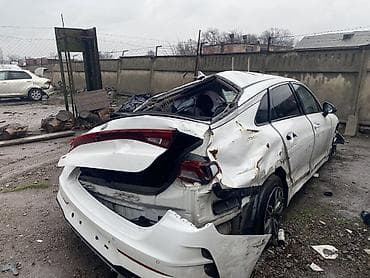 под восстановление: Kia K5: 2020 г., 2 л, Типтроник, Газ, Седан — 7