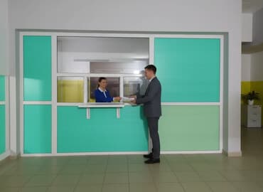 чехол для удостоверение: Сервисное окно с алюминиевой рамой и вставками из поликарбоната — 1