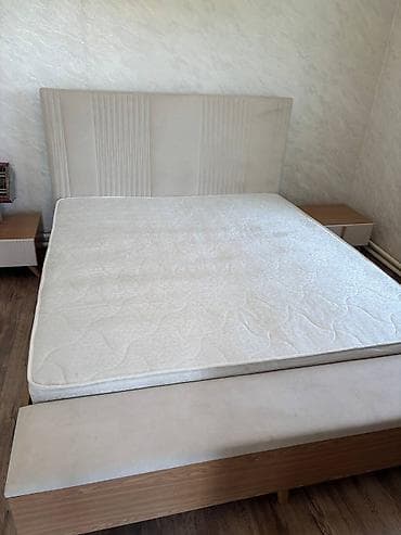 Спальный гарнитур, Двуспальная кровать, Дерево, цвет - Бежевый