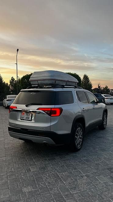 Унаа: GMC Acadia: 2018 г., Кроссовер — 4