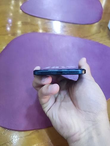 redmi note 11 e: Redmi, Redmi Note 15 Pro Plus, Б/у, 256 ГБ, цвет - Черный, 2 SIM, eSIM — 4